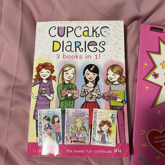 Books - Picture 2 of 3